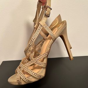 Gianni Bini Women’s / Ladies Dress High Heels Gold Sparkle Size 7.5